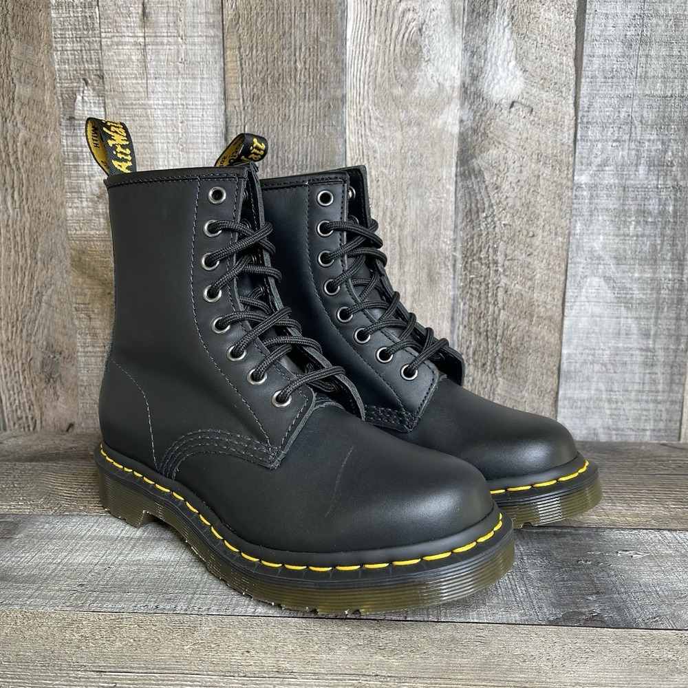 New NWOB Womens Dr Martens 1460 Black Smooth Leather Casual Combat Boots Size 5